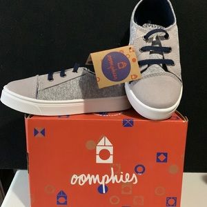Oomphies dynamo toddler slip on sneakers